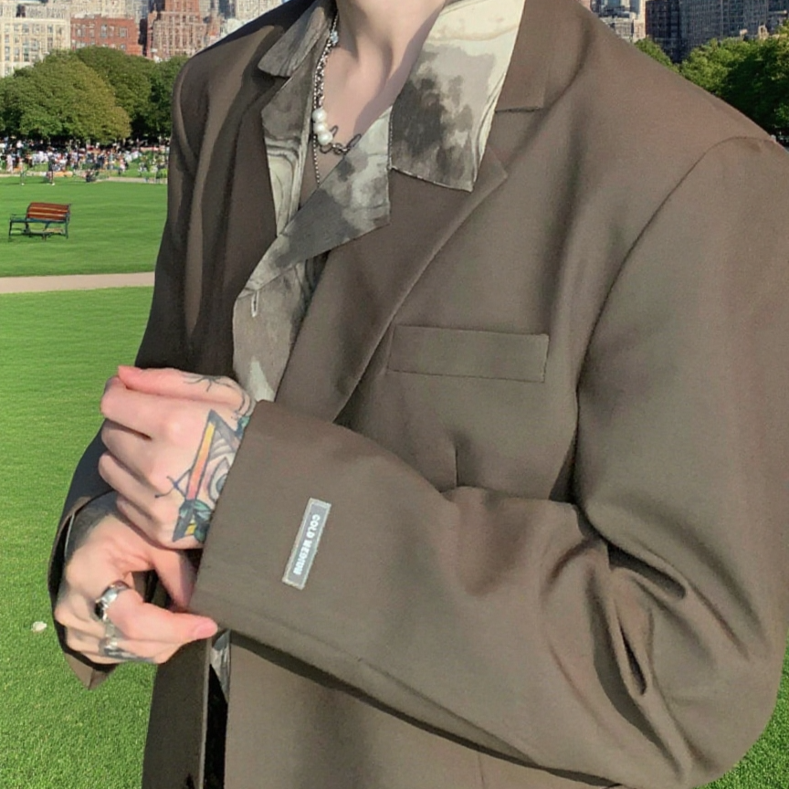 ハイエンドのシンプルなカジュアルスーツジャケットメンズルーズニッチスーツレトロ多用途ショルダーパッドスーツ