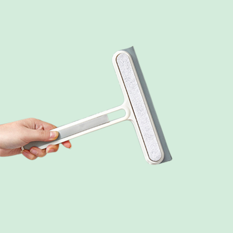 Multifunctional 4-in-1 windshield wiper