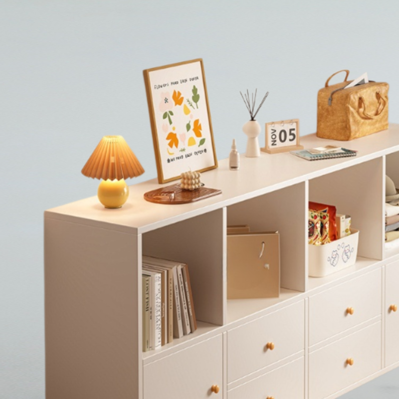 寝室のベッドサイド収納キャビネット