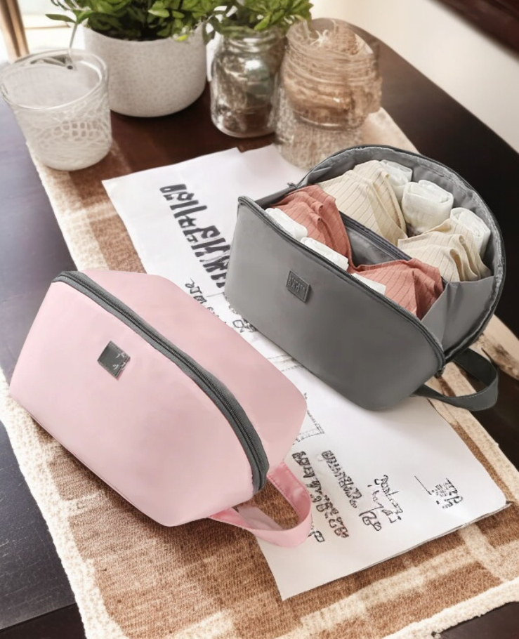 ランジェリー・ブラジャー用収納スペース付きバッグ