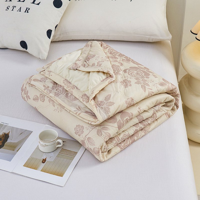  ผ้านวมเย็นฤดูร้อนผ้าไหมเย็นใหม่เป็นเครื่องปรับอากาศ