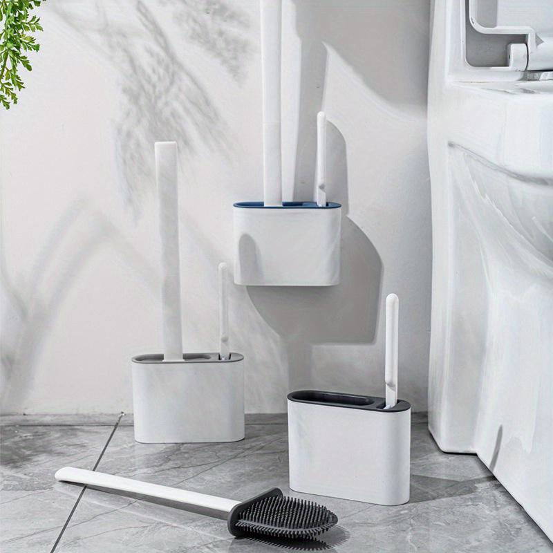 Detail flexibilního WC kartáče s ergonomickou rukojetí