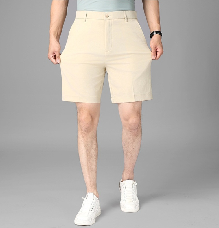 スタイリッシュなメンズ薄手パンツ横向き写真