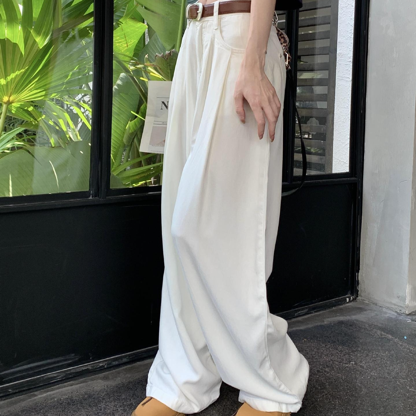 ホワイトカジュアルパンツ レディース 薄手 カーゴパンツ ジョガーパンツ