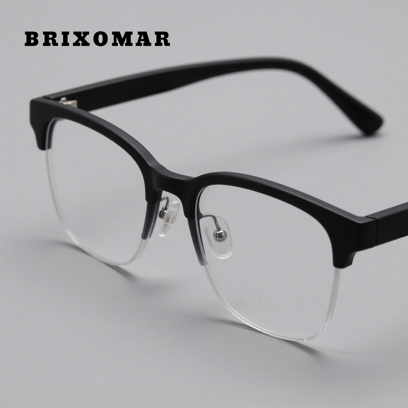 แว่นตาผู้ชายรุ่นใหม่สำหรับอ่านหนังสือ น้ำหนักเบาพิเศษ