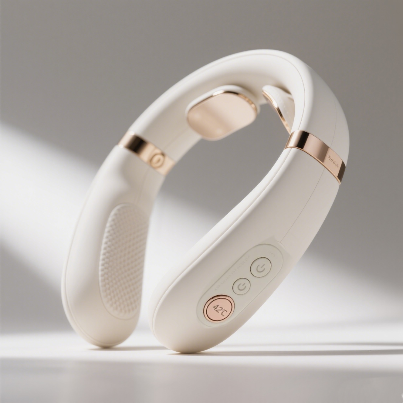 Multifunkční přenosný masážní přístroj