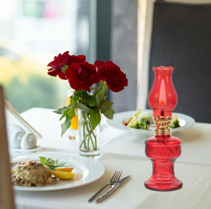 웨딩 장식에 어울리는 오일 램프