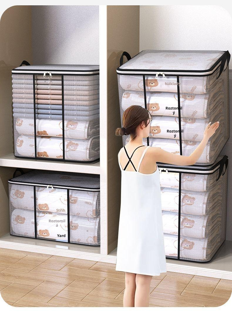 Srovnání úložného vaku před a po naplnění přikrývkami