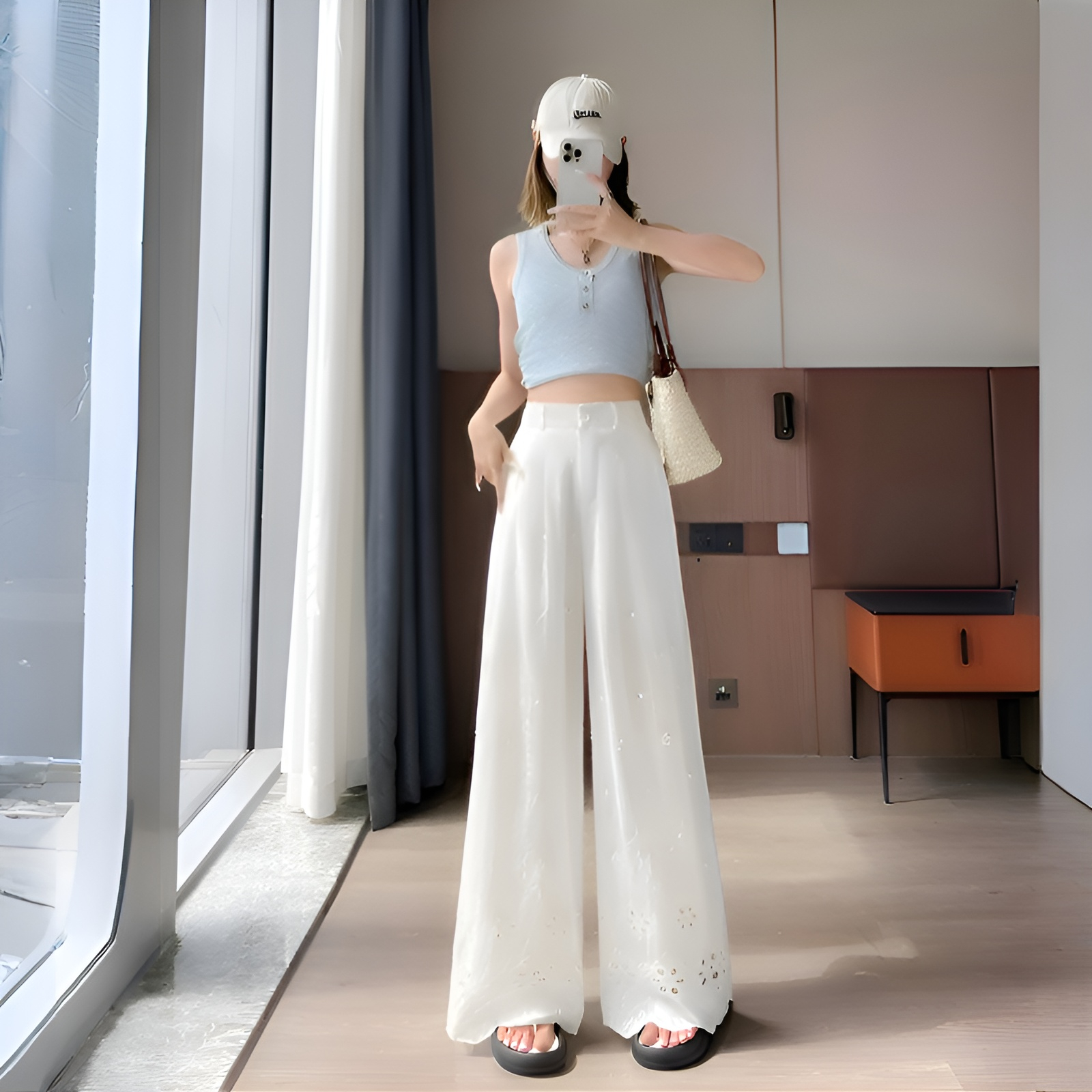 通気性抜群の夏用ワイドパンツ素材アップ