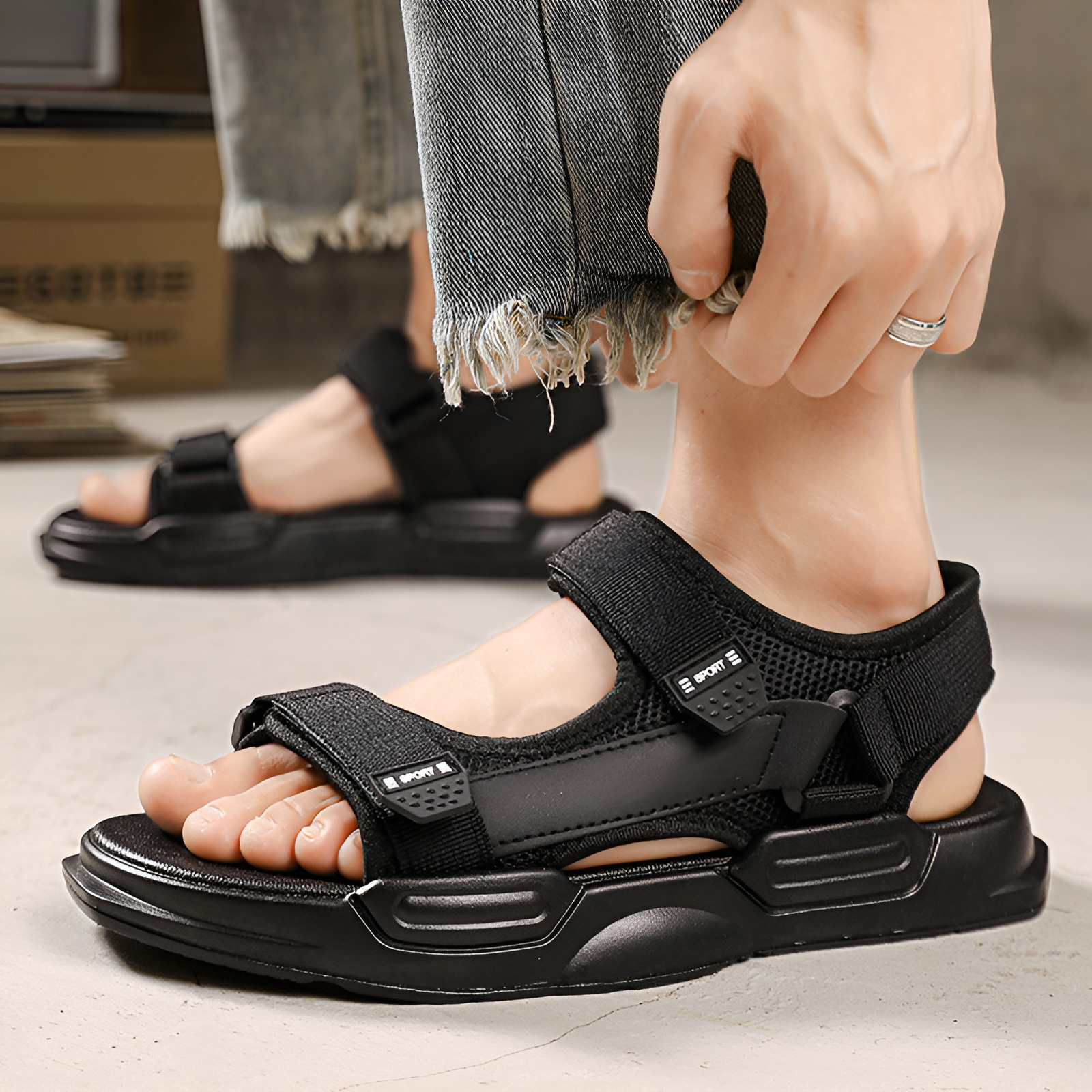 メンズサンダル 夏 2025 新サンダル トレンド アウトドア スポーツ ビーチシューズ メンズ カジュアルサンダル ドライビング ソフトボトムサンダル 滑り止めスリッパ