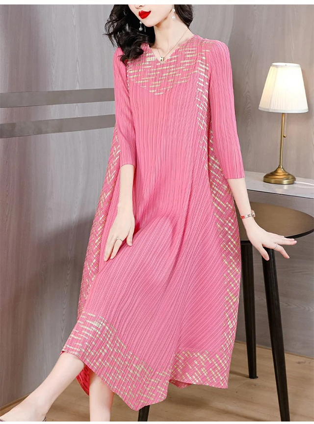 着痩せ効果抜群のシャーリングワンピース