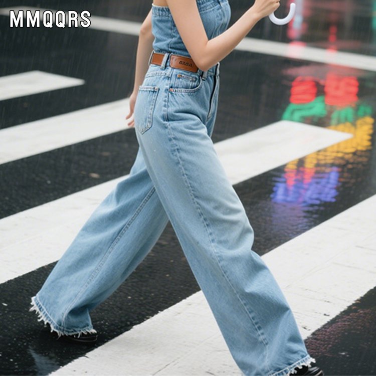 ハイウエストワイドストレートのモップジーンズ