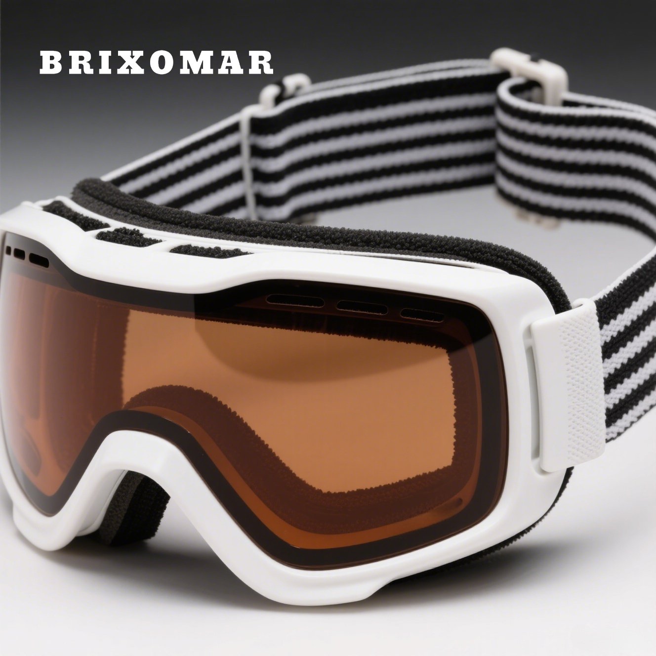 แว่นสกีแบบใหม่ 2 ชั้น ป้องกันฝ้า ดีไซน์ทันสมัย