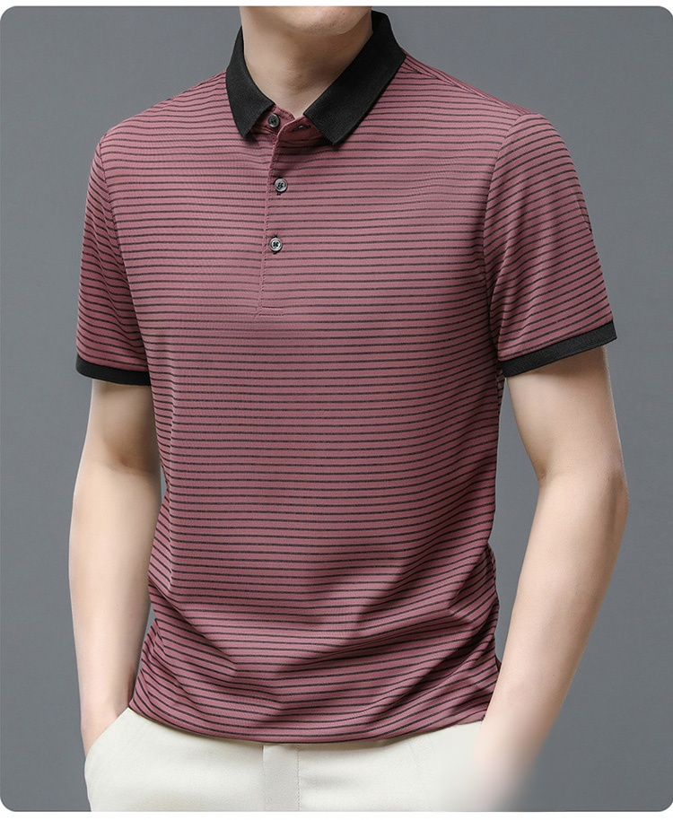 カジュアルスタイルのポロシャツコーディネート例