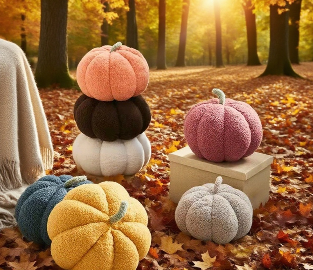 可愛南瓜造型抱枕靠墊正面展示