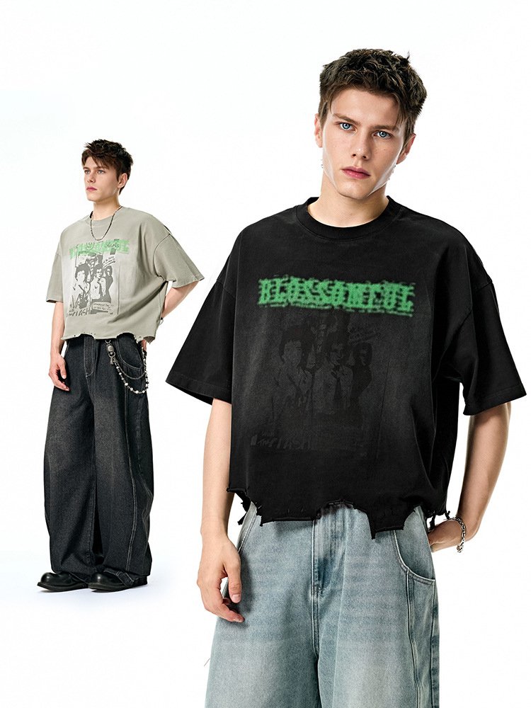 Krátké tričko s potiskem, sepraným střihem