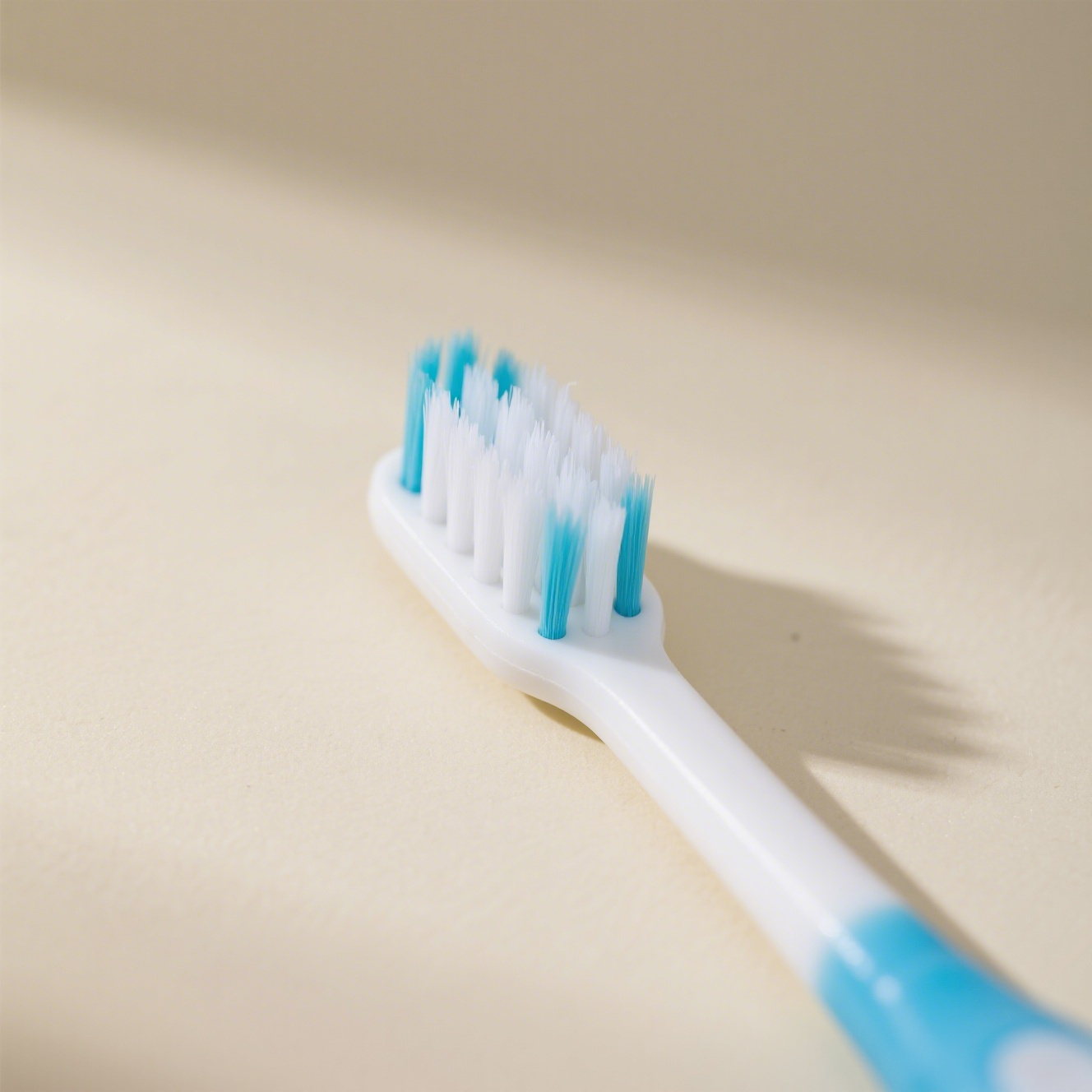 Cepillo de dientes de pelo suave 48 agujeros