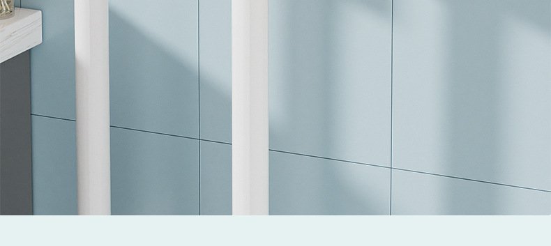 벽에 부착된 빨판 벽걸이 수납선반