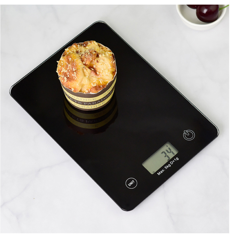 滑り止め付き底面のデジタルはかり詳細