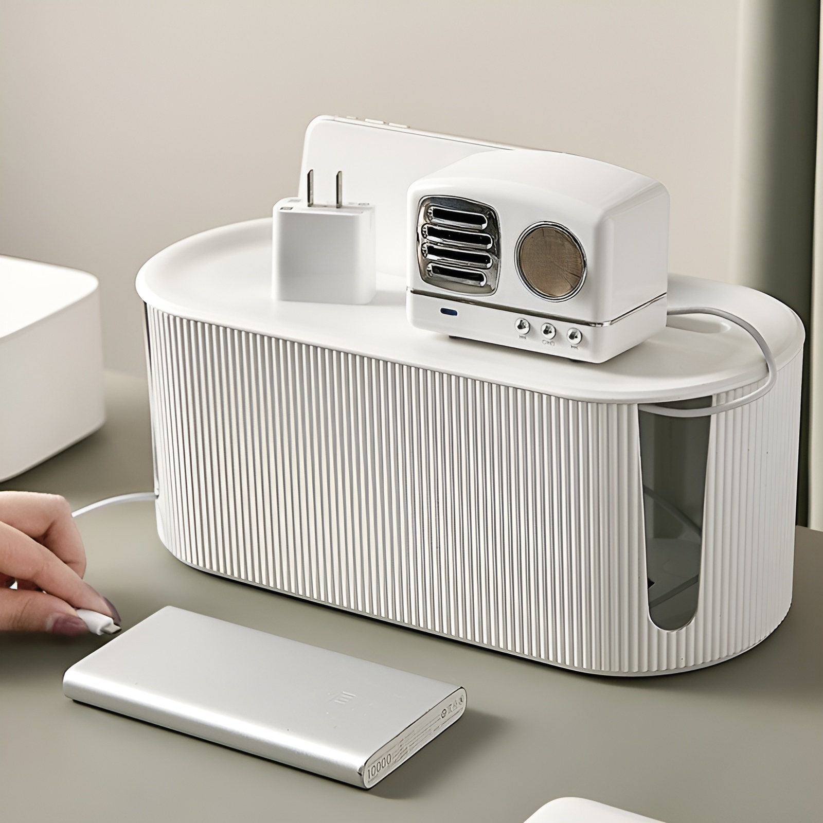 多機能ケーブル収納ボックスの使い方イメージ