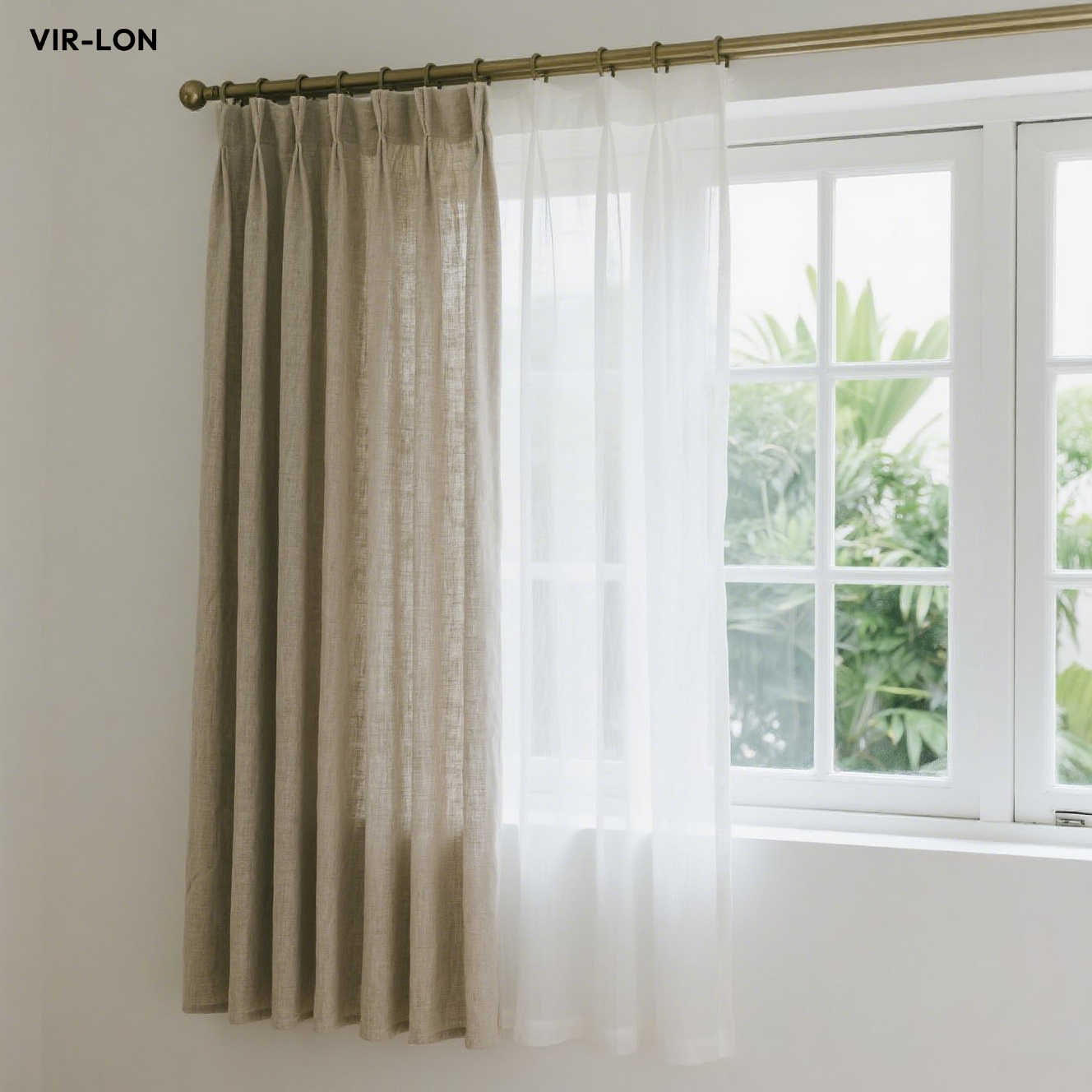 Cremefarbene Jacquard-Vorhänge