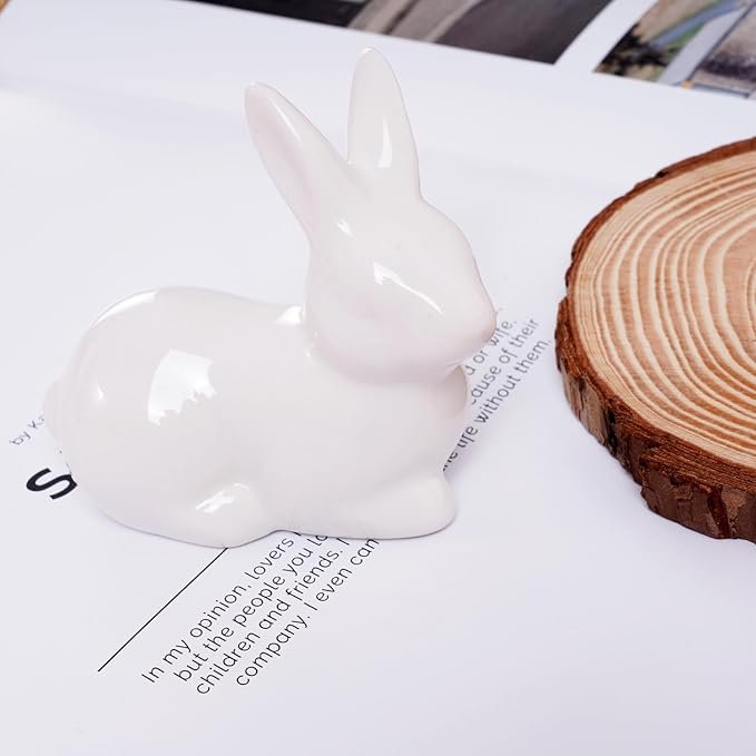 화이트 세라믹 부활절 토끼 동상