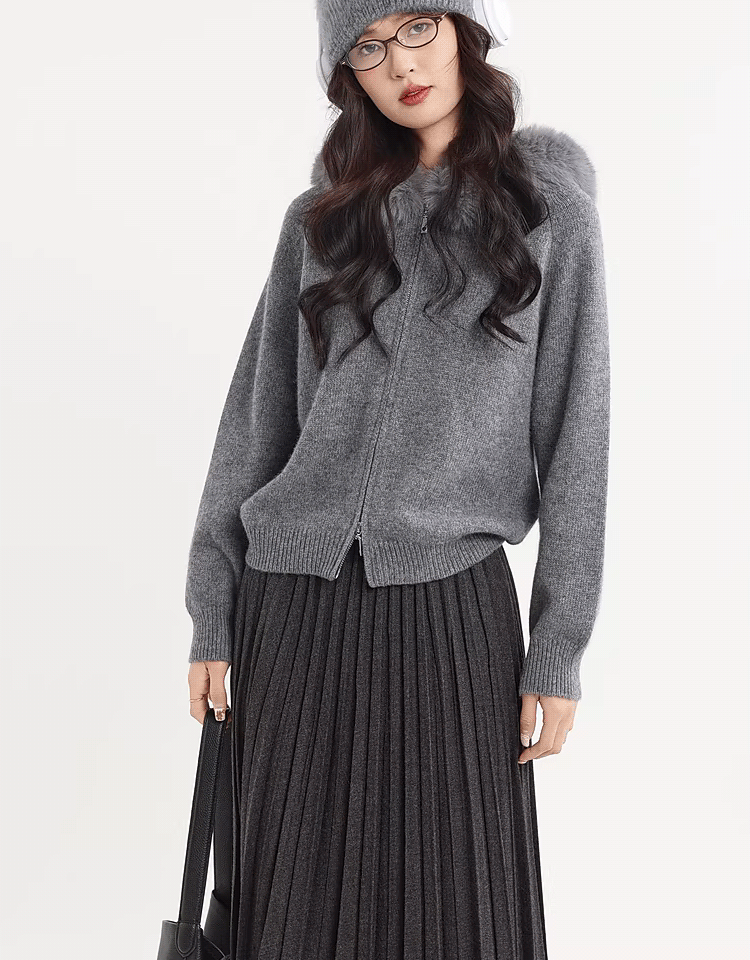 【楽天市場ニット部門売上No.1】オンライン在庫を半額で特別販売！取り外し可能なボア付きカシミヤセーター。