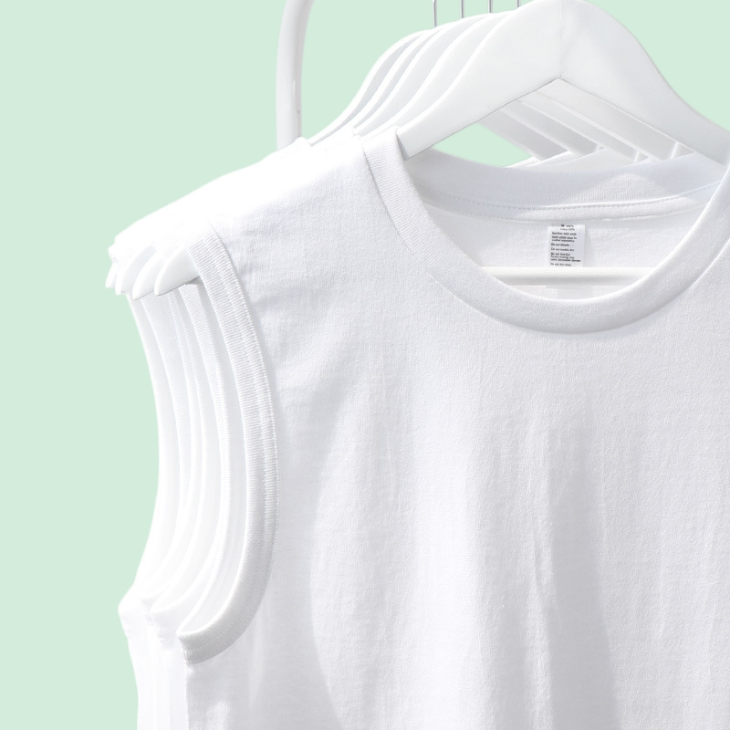 땀을 잘 흡수하고 통기성이 뛰어나며 세탁이 쉽고 빨리 마르는 다양한 스타일의 티셔츠