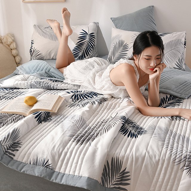 【夏用肌掛け布団】二点目半額 期間限定  ！！！睡眠質改善  防ダニ効果  高通気性 アレルギー対応！！！