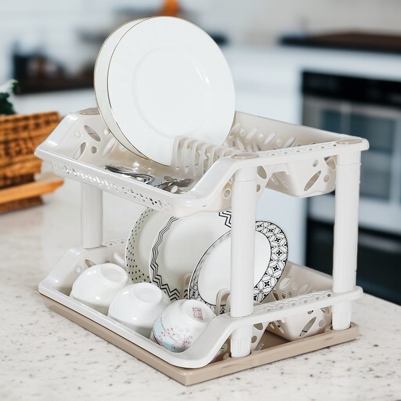 접시와 그릇을 효율적으로 보관하는 선반