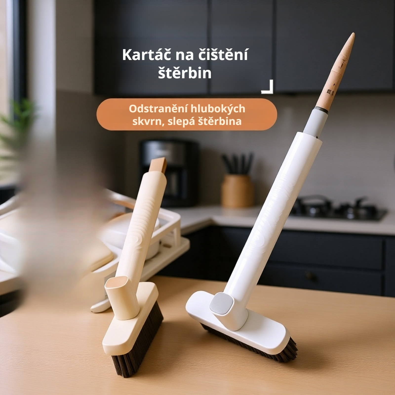 Kartáč na dlaždice a těžko dostupná místa s dlouhou rukojetí