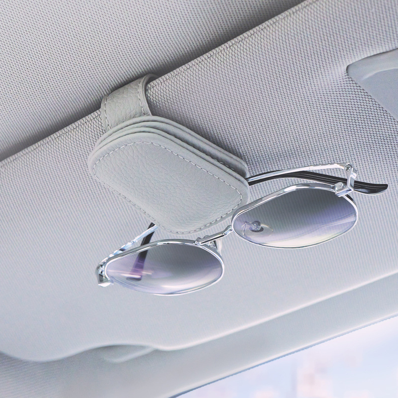 磁気レザー仕様のメガネホルダー2個セット