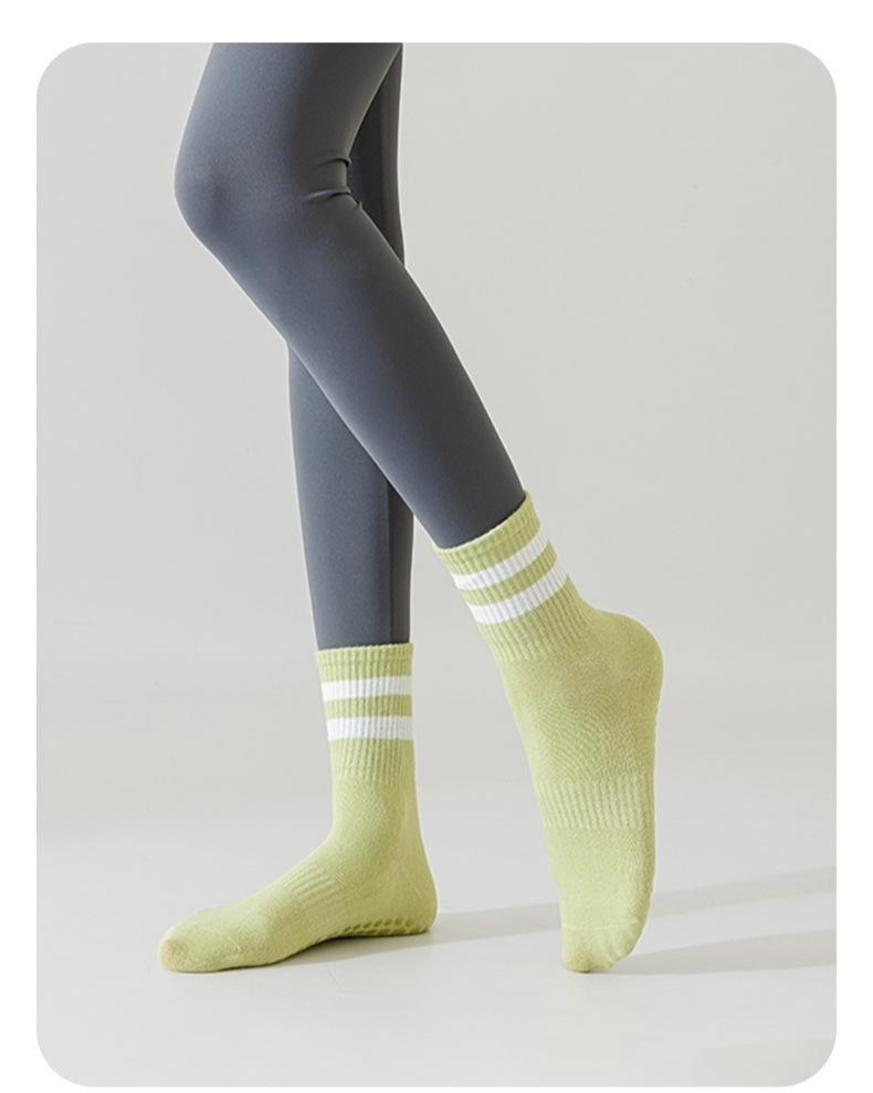 스타킹 스타일의 패셔너블한 운동 양말