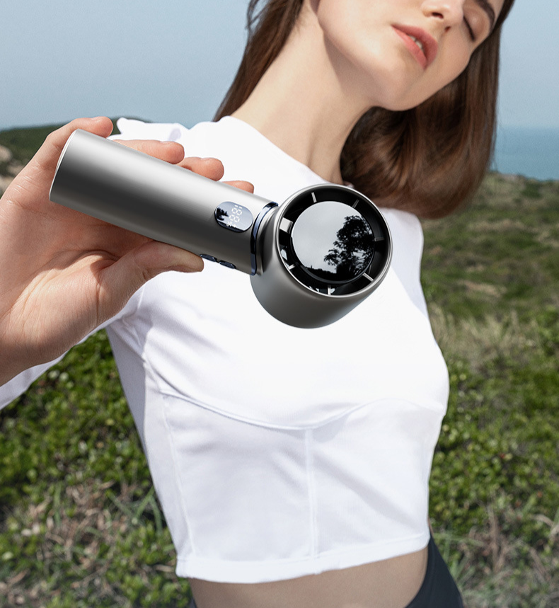 長寿命ミニ扇風機のバッテリー説明