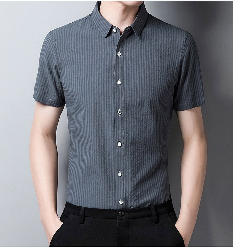 男女兼用ストライプ柄シャツ