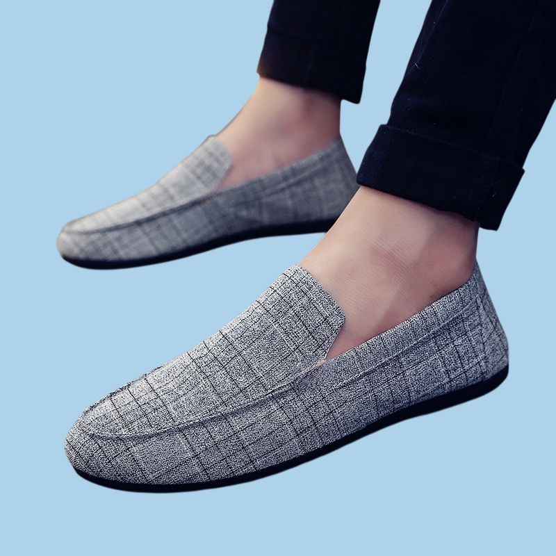 Trendy and personalized men wearing British bean shoes with one foot