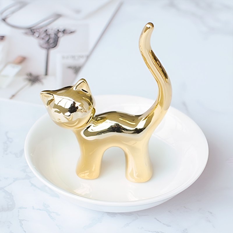 Ceramic curved cat craft ornaments