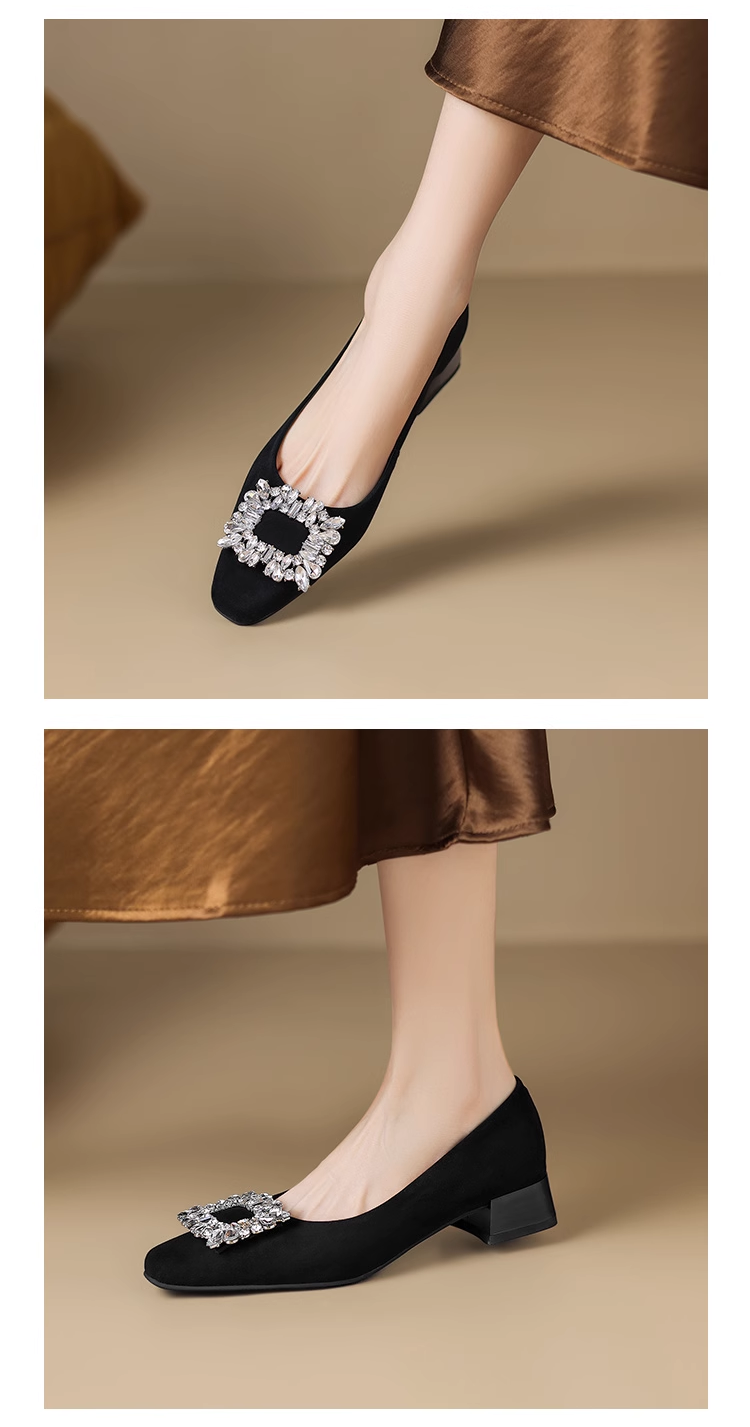 حذاء نسائي فاخر مع أحجار الراين اللامعة