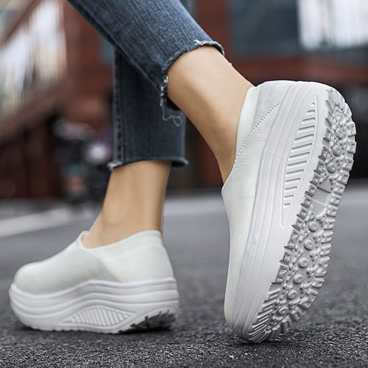 ニットスニーカー