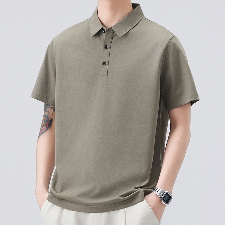 Pánské tričko s krátkým rukávem ve jednoduchém stylu