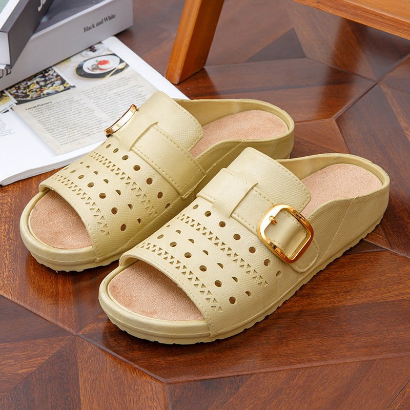 السيدات ارتداء النعال الباردة عالية القيمة