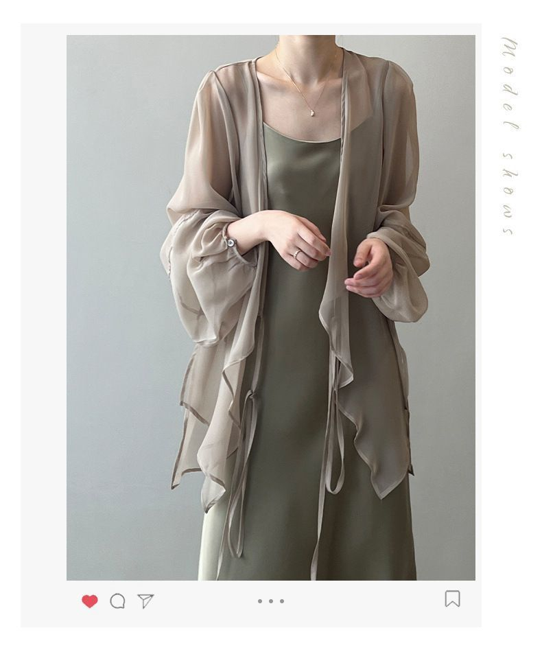 高級感あふれるデザインの日焼け止め服