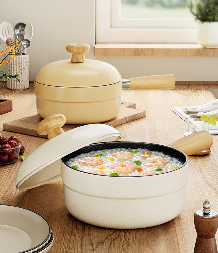 ノンスティック万能鍋の全体写真