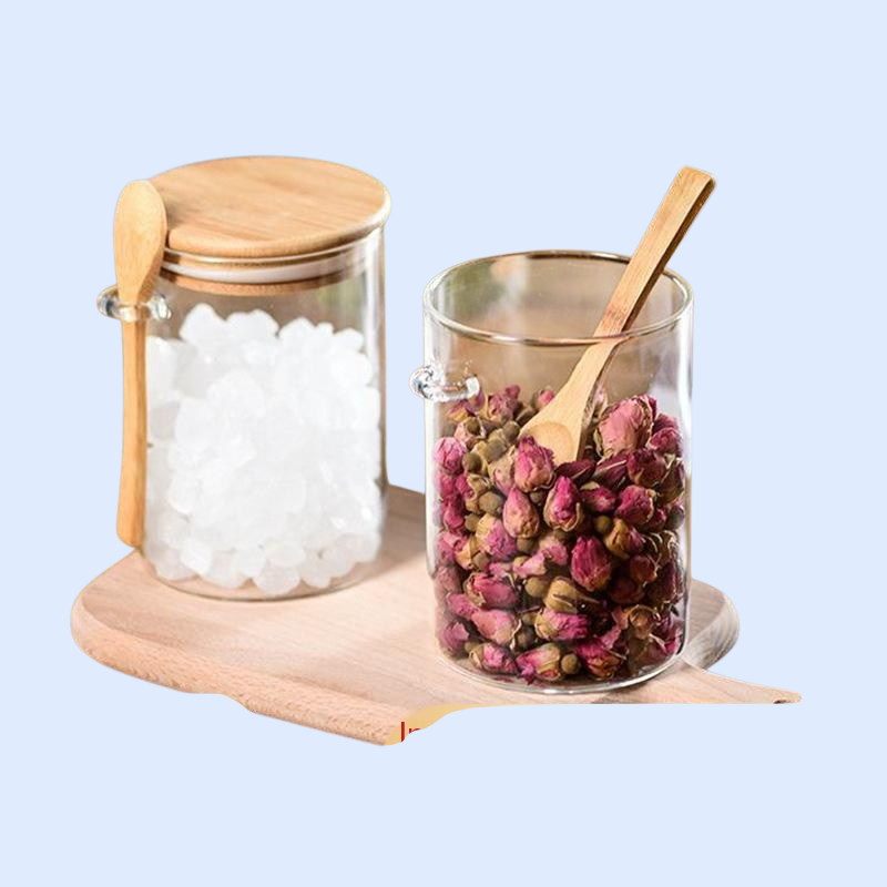 ขวดแก้วฝาปิดพร้อมช้อนไม้สำหรับเก็บธัญพืชและผลไม้อบแห้งในครัว