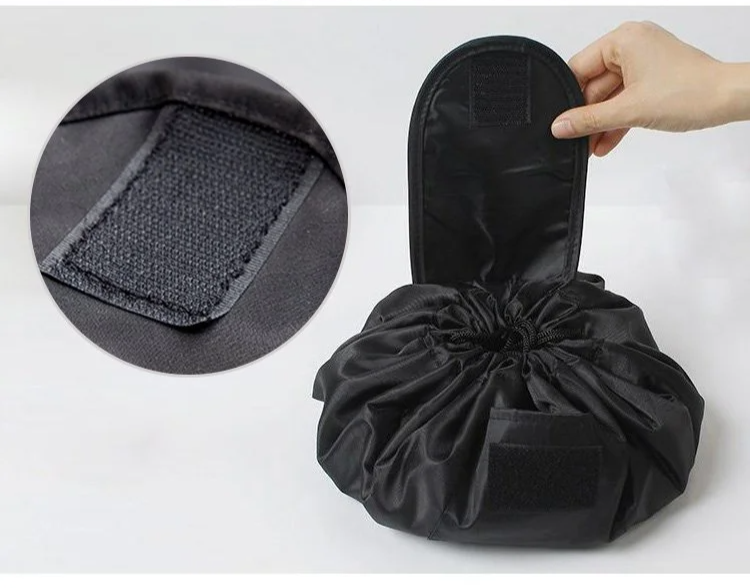 Kosmetyczka koreańska z zamkiem błyskawicznym