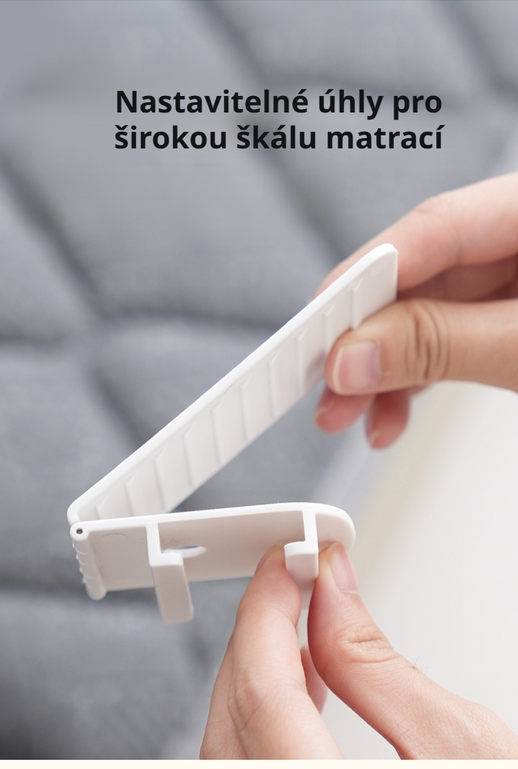 Ložnice s protiskluzovým držákem na povlečení