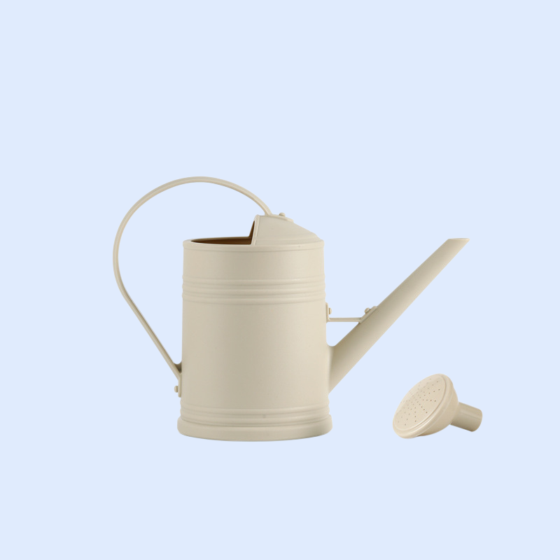 ロングノズルじょうろ