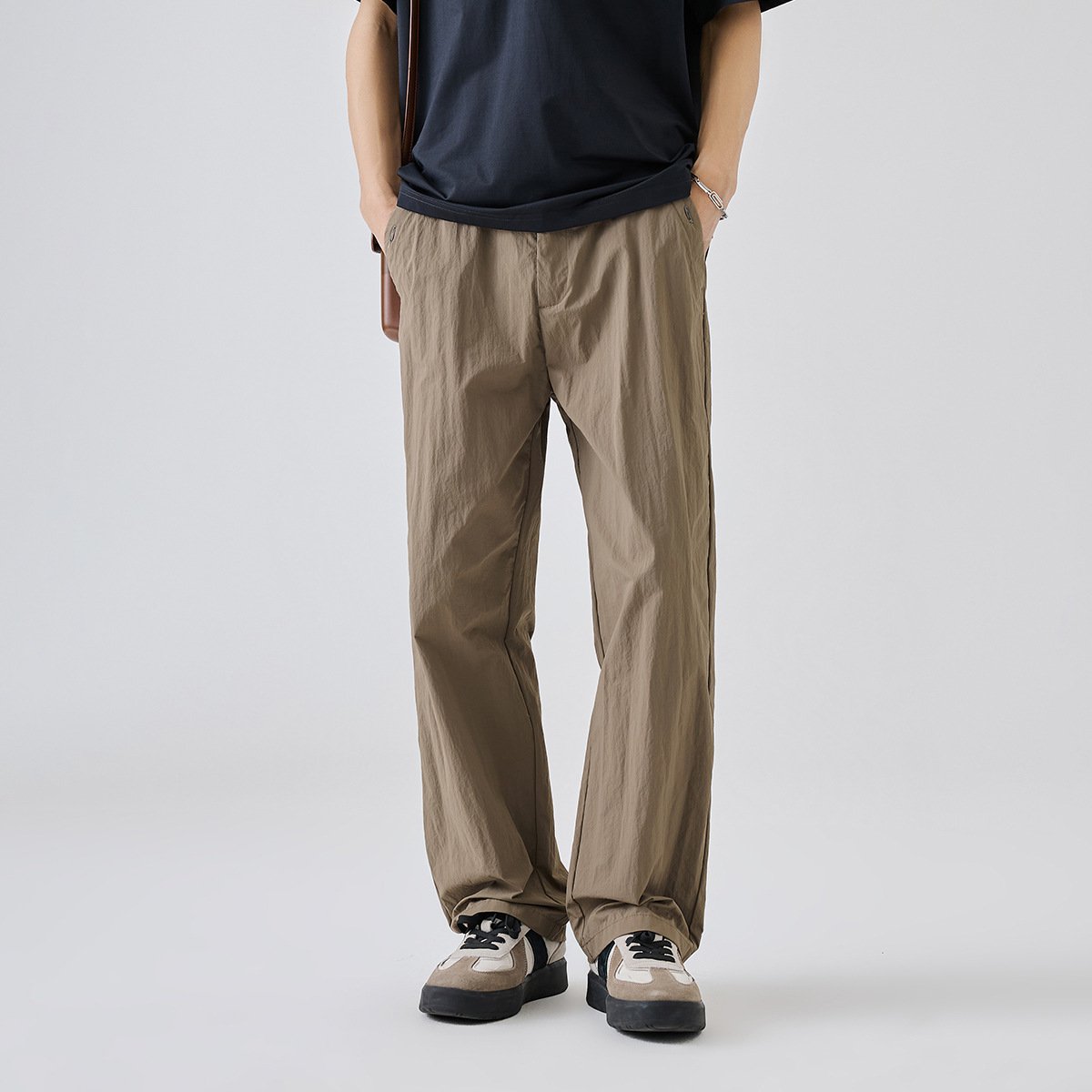 メンズスポーツカジュアルパンツ夏用高級感のある薄手ワイドストレート万能アウトドア速乾ロングパンツ