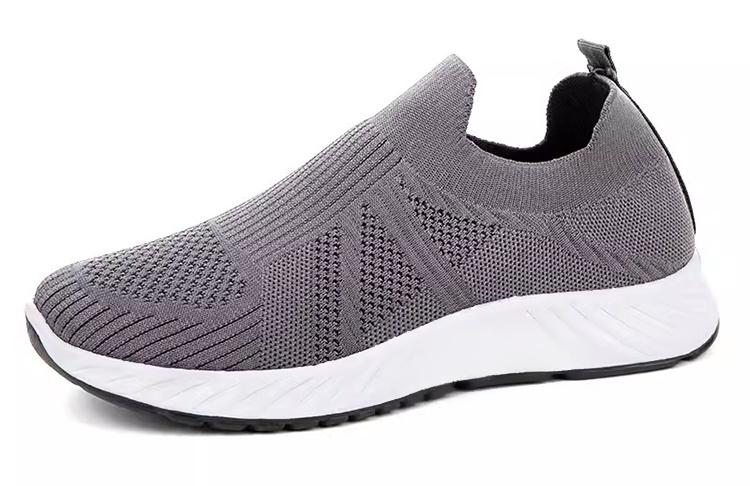 편안한 착화감을 주는 니트 운동화 밑창