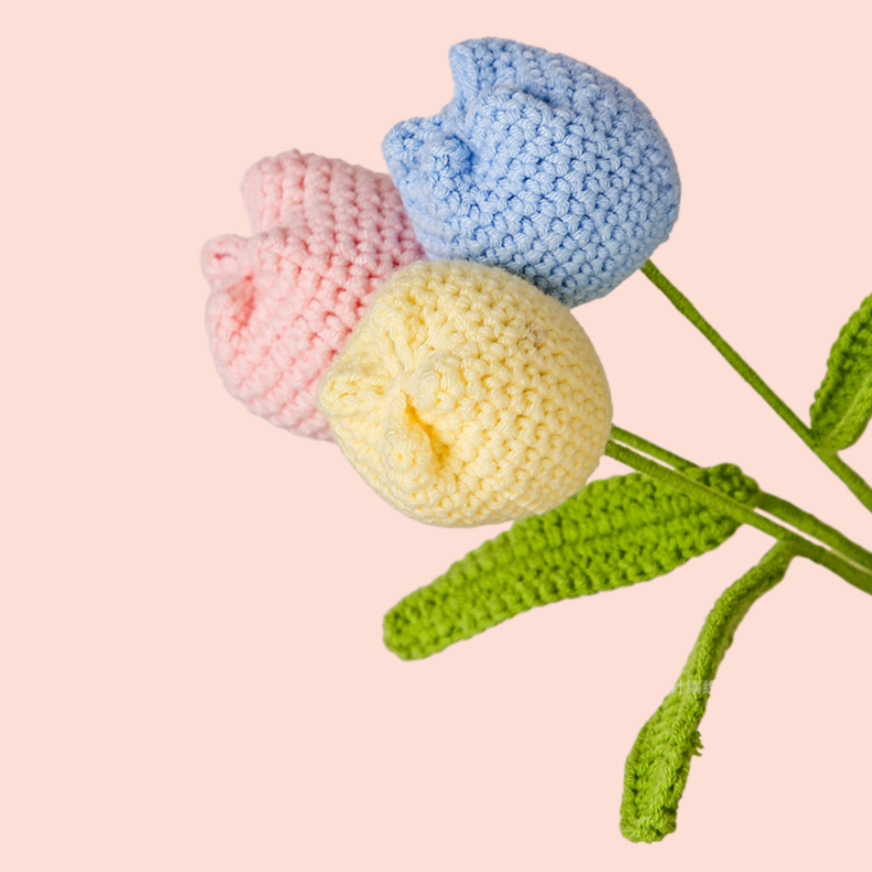 Artificial tulip flowers